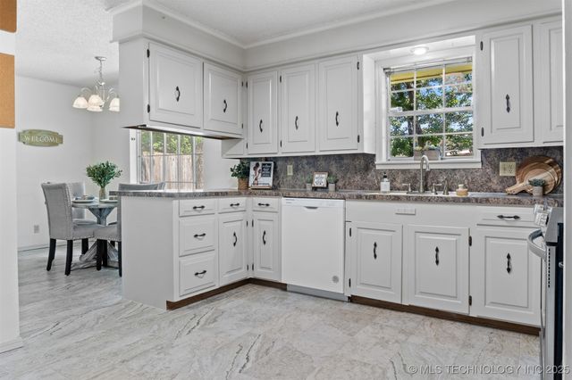 1413 Sunny, Ardmore, OK 73401