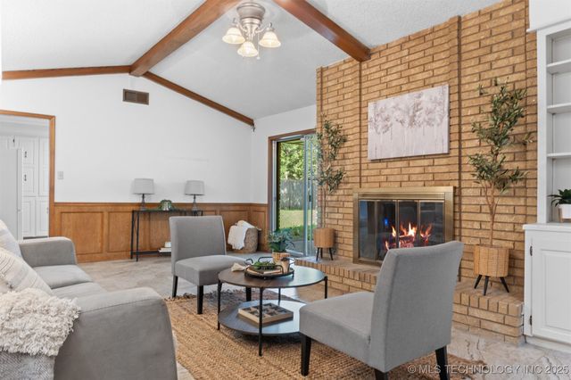 1413 Sunny, Ardmore, OK 73401