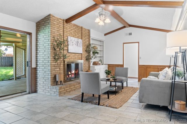 1413 Sunny, Ardmore, OK 73401