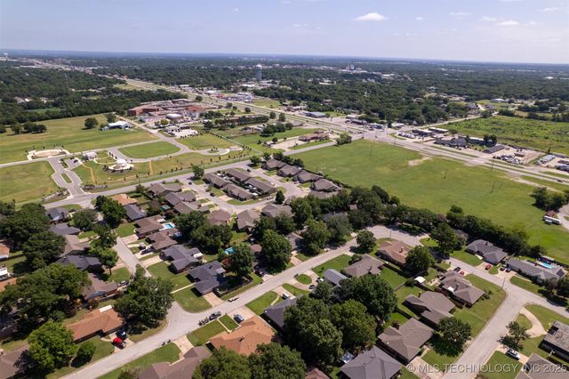 1413 Sunny, Ardmore, OK 73401