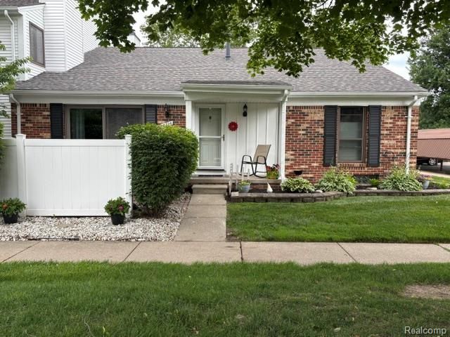38726 Golfview Drive 23, Clinton Township, MI 48038