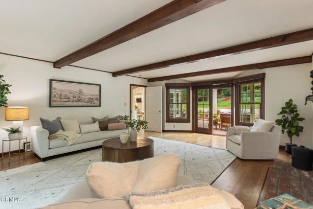 3788 Chevy Chase Drive, La Canada Flintridge, CA 91011