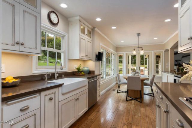 3788 Chevy Chase Drive, La Canada Flintridge, CA 91011