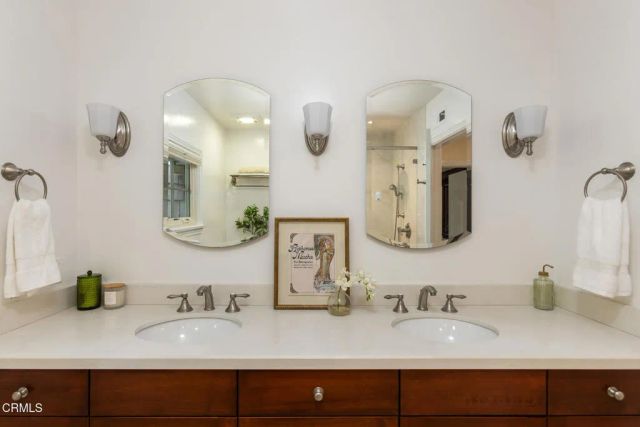 3788 Chevy Chase Drive, La Canada Flintridge, CA 91011