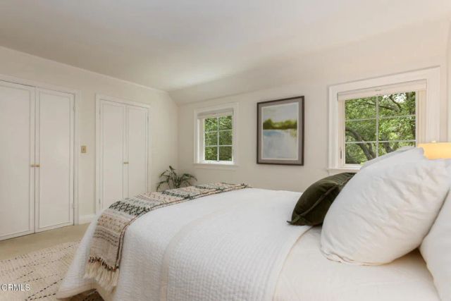 3788 Chevy Chase Drive, La Canada Flintridge, CA 91011