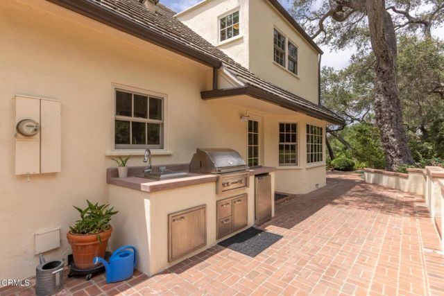 3788 Chevy Chase Drive, La Canada Flintridge, CA 91011