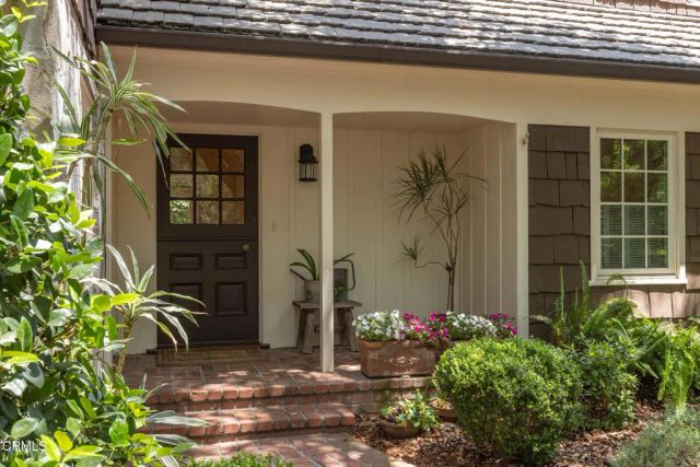 3788 Chevy Chase Drive, La Canada Flintridge, CA 91011