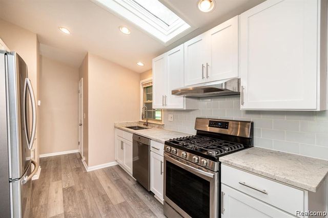 1239 Ashover Drive, Bloomfield Hills, MI 48304