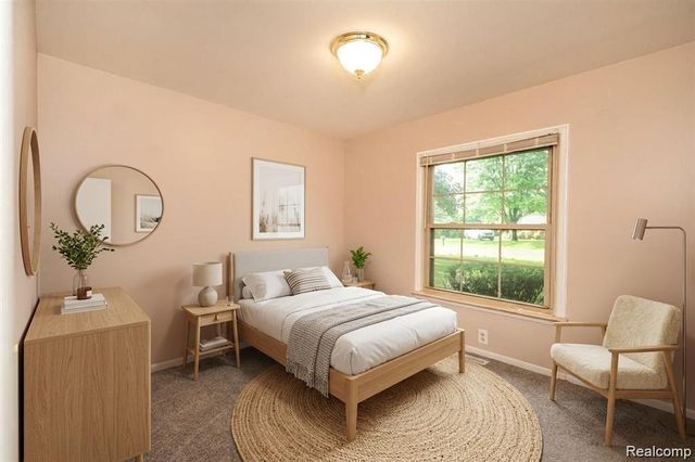1239 Ashover Drive, Bloomfield Hills, MI 48304