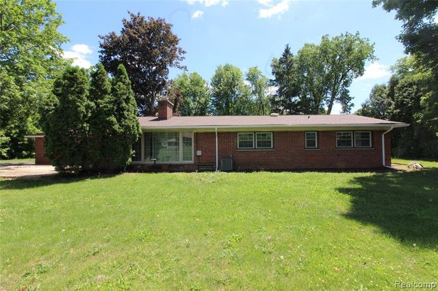 1239 Ashover Drive, Bloomfield Hills, MI 48304