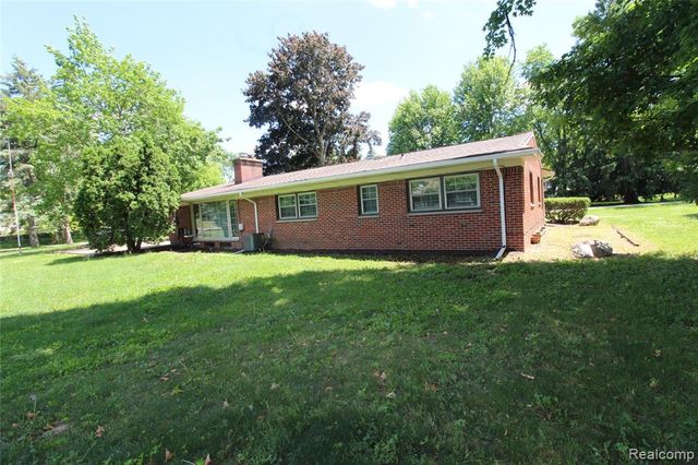1239 Ashover Drive, Bloomfield Hills, MI 48304