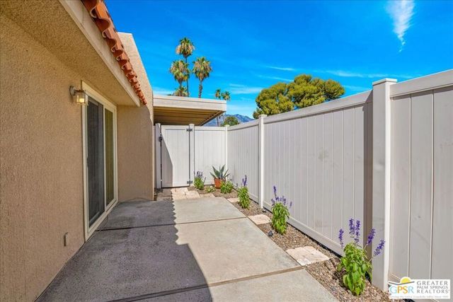 69719 Campana Court, Rancho Mirage, CA 92270