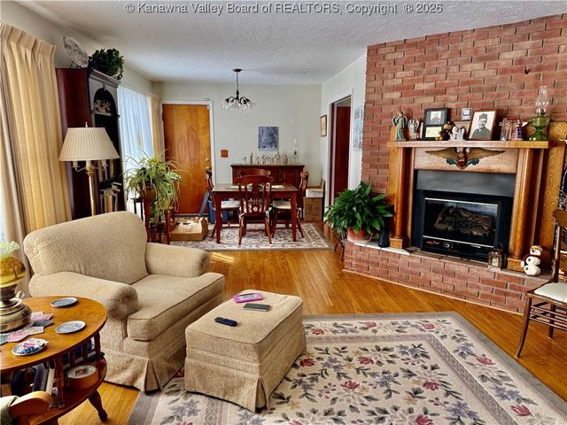 806 Cherry Street, Ravenswood, WV 26164