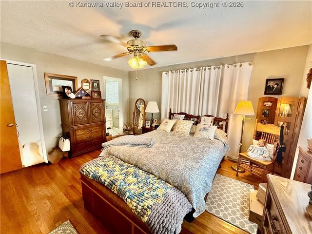 806 Cherry Street, Ravenswood, WV 26164