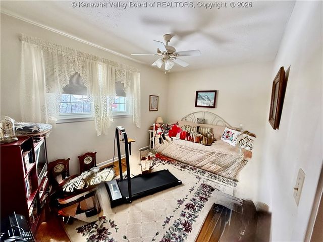 806 Cherry Street, Ravenswood, WV 26164