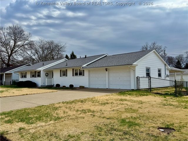 806 Cherry Street, Ravenswood, WV 26164