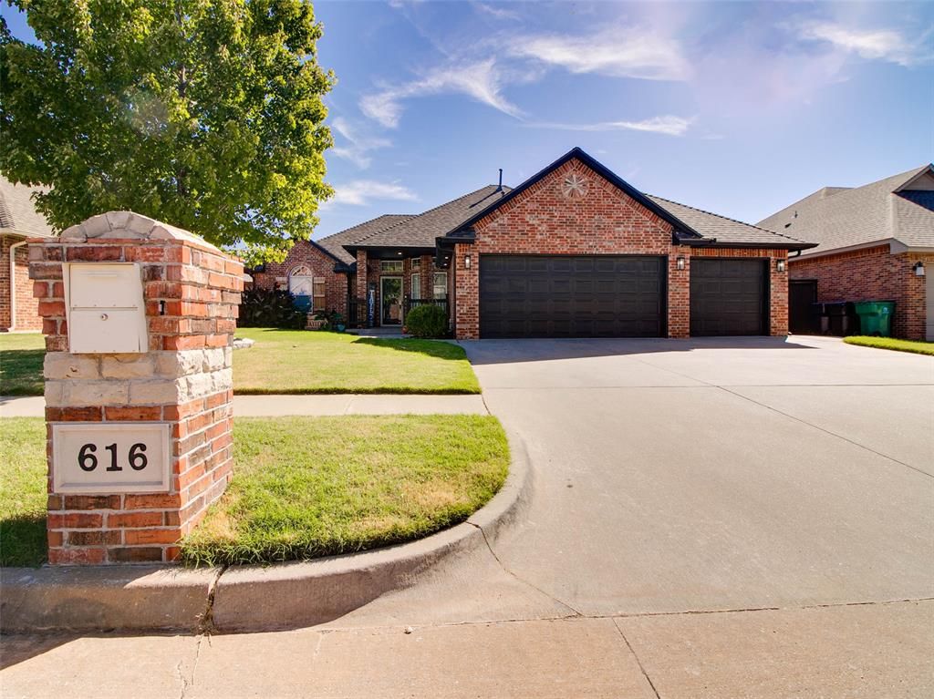 616 Ellsworth Avenue, Yukon, OK 73099