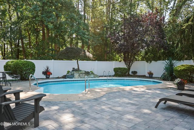 47 Croman Court, Hazlet, NJ 07730