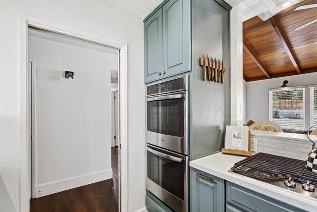 4551 Dartmouth Dr, Sacramento, CA 95841