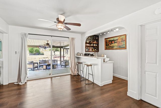 4551 Dartmouth Dr, Sacramento, CA 95841