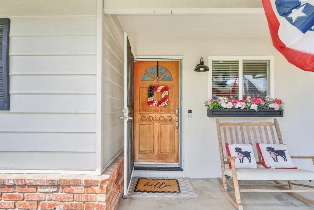 4551 Dartmouth Dr, Sacramento, CA 95841