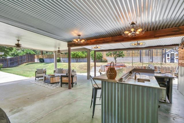 4551 Dartmouth Dr, Sacramento, CA 95841