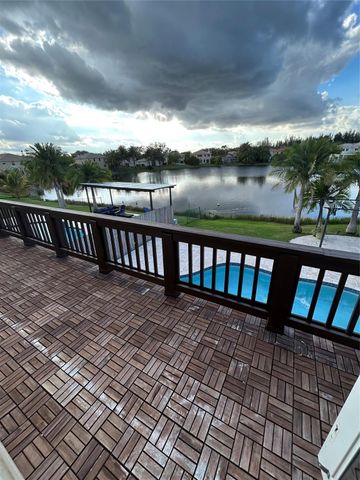 414 SW 205th Ave, Pembroke Pines, FL 33029