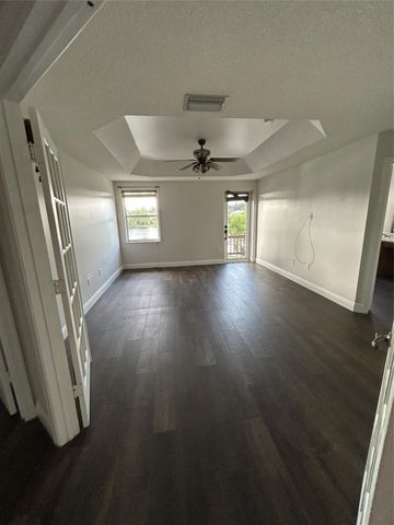 414 SW 205th Ave, Pembroke Pines, FL 33029