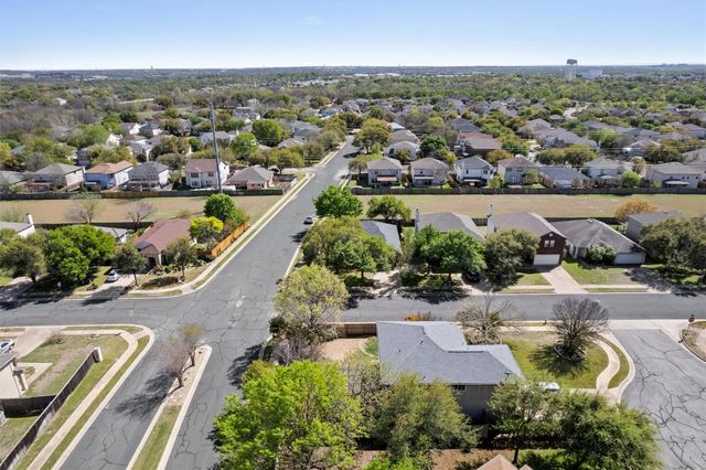 1301 Sheltie LN, Round Rock, TX 78664