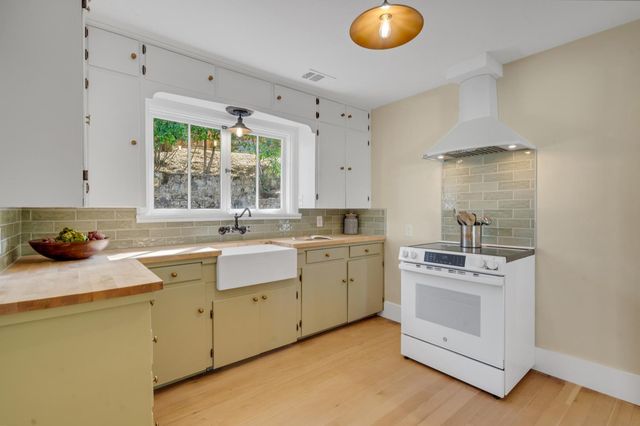 2968 Coloma St, Placerville, CA 95667