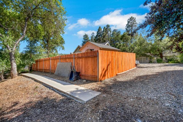 2968 Coloma St, Placerville, CA 95667
