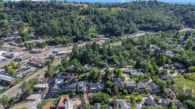 2968 Coloma St, Placerville, CA 95667
