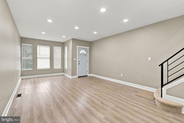 7261 N 21ST ST, Philadelphia, PA 19138