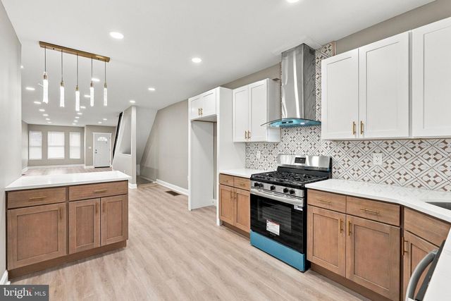 7261 N 21ST ST, Philadelphia, PA 19138