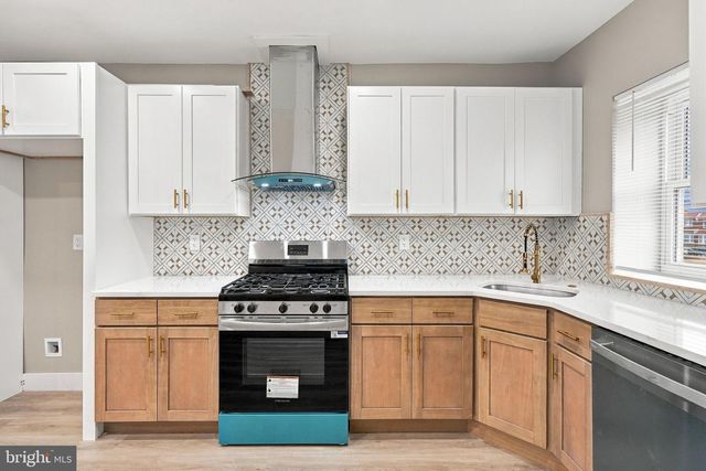 7261 N 21ST ST, Philadelphia, PA 19138