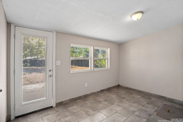 1530 SW 19th Street, San Antonio, TX 78207