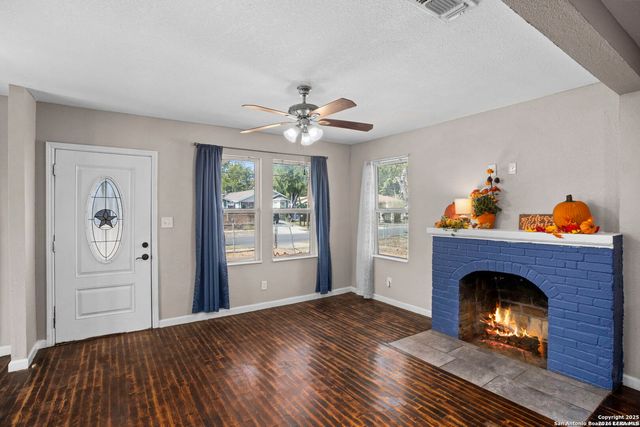 1530 SW 19th Street, San Antonio, TX 78207