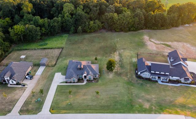 536 Private Road 7017, Edgewood, TX 75117