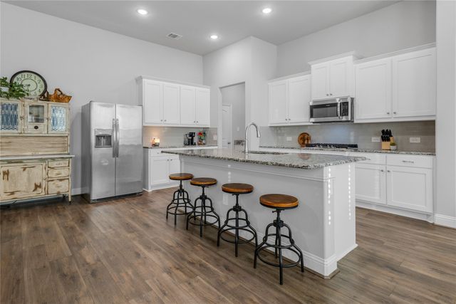 536 Private Road 7017, Edgewood, TX 75117