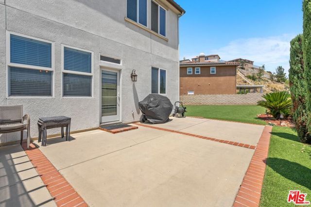 9626 Hanna Avenue, Chatsworth (los Angeles), CA 91311