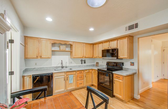 6638 S 40th Place, Phoenix, AZ 85042