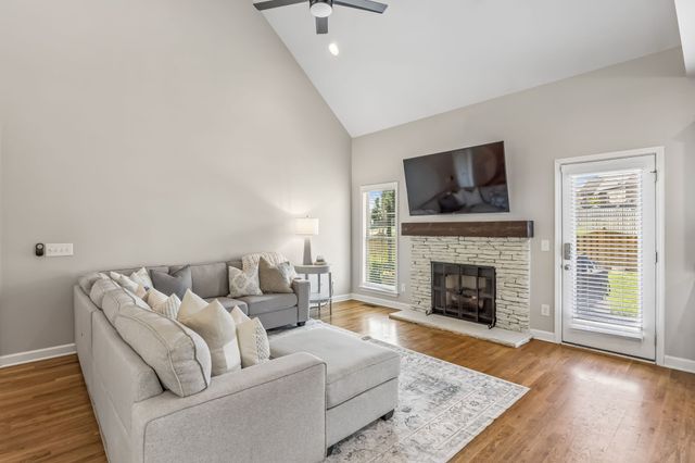 1003 Rudder Dr, Spring Hill, TN 37174