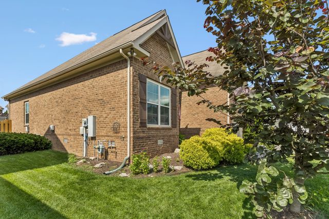 1003 Rudder Dr, Spring Hill, TN 37174