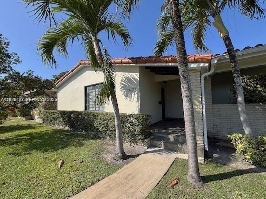3404 S Le Jeune Rd 3404, Coral Gables, FL 33134