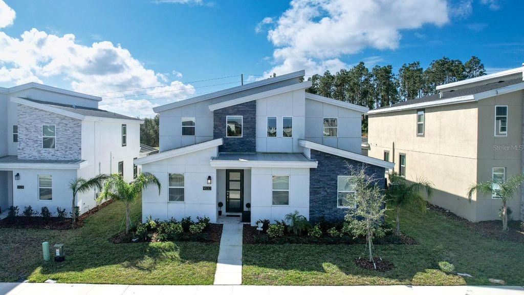 9032 SOMMERSET HILLS DRIVE, Davenport, FL 33896