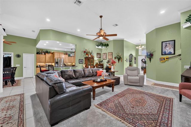 170 OLD NICHOLS CIRCLE, Auburndale, FL 33823