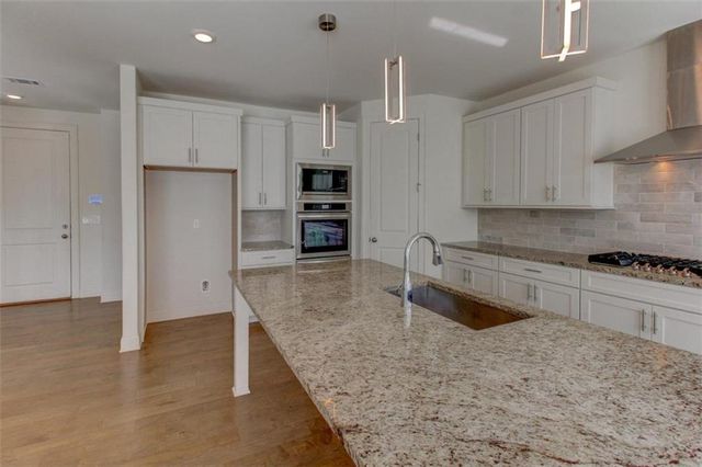 2960 Waterford Dr SW, Conyers, GA 30094