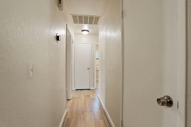 822 Buchanon Ln, Manteca, CA 95336