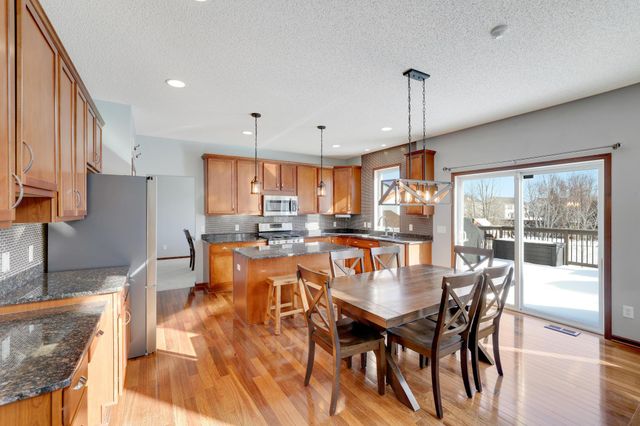 2105 Pembina Lane, Shakopee, MN 55379