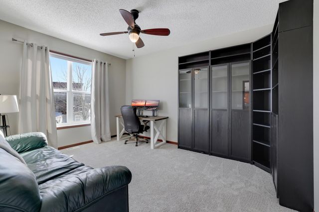 2105 Pembina Lane, Shakopee, MN 55379